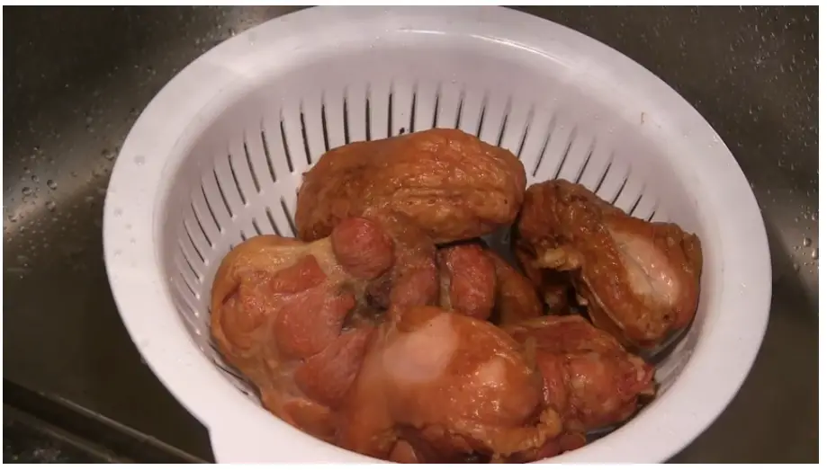 How To Cook Smoked Turkey Tails On The Stove Rayner Nothessubtle